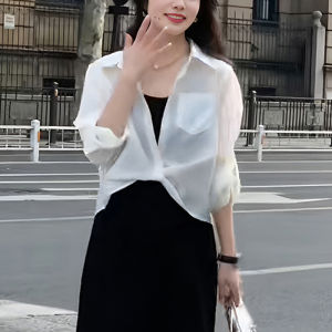 เสื้อเชิ้ตผู้หญิงแบบมีฮู้ดสไตล์เกาหลี ทรงหลวม แขนยาว ปกโปโล ผ้าโพลีเอสเตอร์ ปกโปโล เสื้อคลุมกันแดด เสื้อคลุมกันหนาว เสื้อคลุมกันหนาว แฟชั่นฤดูร้อน