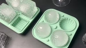 Ice Cube Tray Silicone with Lid Round Square Ice Ball Mold Spherical Silicone Ice Cube Mold for Kitchen Cocktail Whiskey Drink