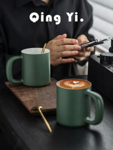 Modern Minimalist Ceramic Water Cup Office Coffee Mug Creative Home Use Deep Forest Green Simple Design Handmade Tea Cup