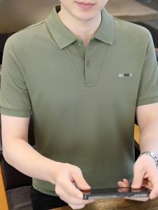 HENGYUANXIANG | เสื้อยืดคอโปโลแขนสั้นผ้าไหมน้ำแข็งสำหรับผู้ชาย ทรงหลวม สไตล์ลำลอง ฤดูร้อน 2024 เสื้อโปโลคอตั้งสีพื้น