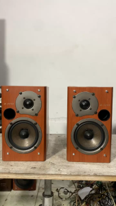 Bán Cặp Loa nghe Nhạc Booksheolf  Onkyo D- SX7A ( ko lưới) mới keng hát cực tốt  hàng bãi nhật