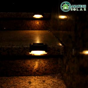 Đèn Led trang trí năng lượng mặt trời gắn ban công bậc cầu thang lan can sân vườn hàng rào chống nước IP65