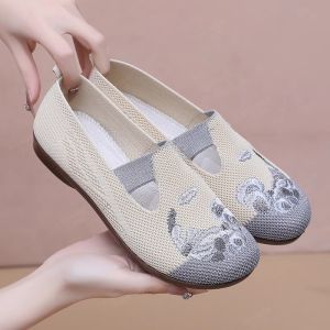 YIDISEN | Elder-friendly Embroidered Soft Bottom Anti-slip Casual Cloth Shoes