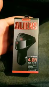 Charger Mobil Remax 3 Usb Car Charger / Cas Mobil 3 Slot / Remax Car Charger Alf 3 Ports USB Simple pack