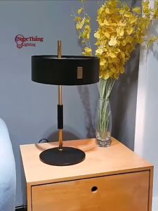 Đèn bàn phòng làm việc trang trí phòng ngủ phòng khách ĐB1129 Ngọc Thắng
