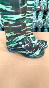 Camouflage Rain Boots Army Green Waterproof Rain Shoes Kasut Getah Banjir Hujan Kasut Sawah Bendang Mesin Rumput