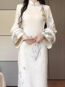 Đầm Dài Tay Thanh Lịch Mùa Đông 2025 Mới Kiểu Trung Hoa Trẻ Trung Cải Tiến Hoa Phong Cách Mới Cho Bé Gái