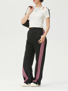 adidas | Áo Thun Ngắn Tay Trắng Đen Quần Kẻ Chuối Mới