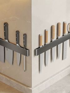 Kitchen Wall-Mounted Knife Rack Carbon Steel Anti-Mold Simple Design Blade Holder Storage Shelf No Drilling Required Home Use