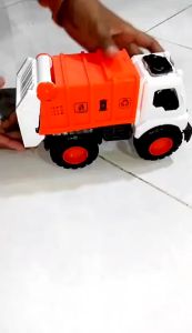 ruck Pengangkut Sampah Tanpa Baterai Berjalan Manual AK 95 | Mobil Truck Garbage Sampah Cleaning City | Mainan Anak Truck Sampah Bagian Belakang Bisa Di Buka Manual Barang Bagus Dan Murah