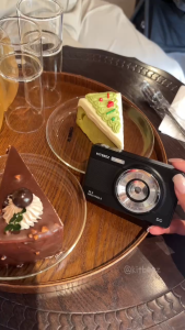 KC-2 Camera - 56MP CCD Camera Ultra HD 16X Digital Zoom IPS 1080P Video f/2.2 Autofocus 2.8inch Bulit-in Flash Shooting Vlog