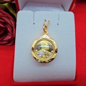 จี้รัชกาลที่ 5 (สมเด็จพ่อ ร.๕) ด้านหลังพระพุทธชินราช ชุบทองไมครอน เกรดดี พรีเมี่ยม เสริมบารมี ชีวิตรุ่งเรือง มีโชคลาภด้วย