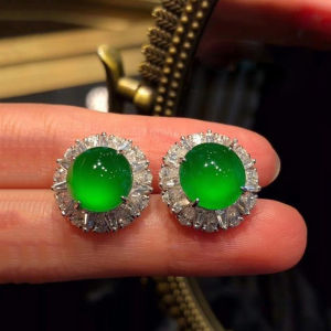 Allergy-Friendly Fashionable Jade Earrings