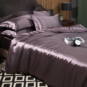 Export Silk Four-Piece Set Silkworm Silk Satin Quilt Cover Bed Sheets Fitted Sheet Fancy Silky Custom Bedding