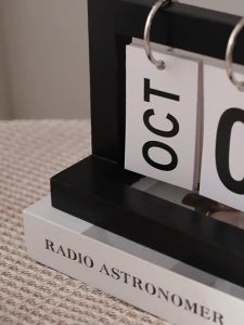 Lịch Để Bàn Gỗ Decor Lịch Lật Trang Trí Bằng Gỗ Tự Nhiên