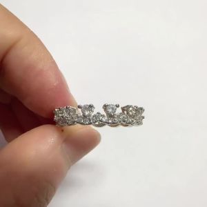 Huitan Minialist Women Ring Cute Design Linked Silver Color Inlaid Shiny CZ Fashion Versatile Party Wedding Accessories Jewelry