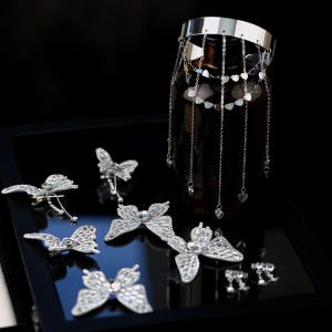 Elegant Butterfly Sparkling Diamond Bridal Headwear Forest System Wedding Dress Side Clip Age Reducing Beautiful Accessory