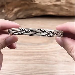 Gelang Silver Model Anyam / Vintage Trendy Adjustable Twist Type Gelang Punk Geometrik Opening Twisted Woven / Gelang Bangle Pria Motif Tali Kepang Keren Simple Elegant Gaya Retro / Men Plating Vintage Open Bangle Silver Thai Twisted Cuff Bracelet