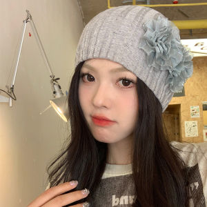Retro Cute Rose Flower Knitted Hat Womens Summer Thin Breathable Cold Cap Casual Style No Brim round Top for Young Ladies