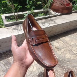 SEPATU KULIT PRIA SOL TANAM TERBARU