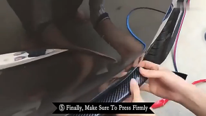 Universal Lips Bumper & Side Skirt Karet Karbon 2D – Pelindung Samping Mobil