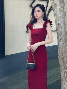 D-PLAY | Đầm Maxi Co Dãn Màu Đỏ Pháp