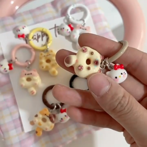 Nicedays🍒Gantungan Kunci Ransel Kucing Donat Kartun Gantungan Kunci Manis Kreatif Liontin Headphone Lucu