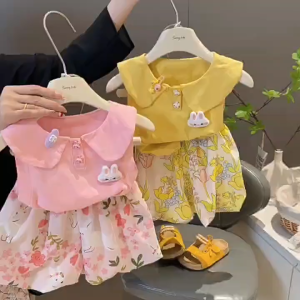 🌸🐇👧🎀ชุดเสื้อ+กางเกงขาสั้นเด็กหญิง ซัมเมอร์2025🐇ปกตุ๊กตาน่ารัก กระต่าย3Dพิมพ์ลายดอก สวมใส่สบายทุกวัน🎀🌞