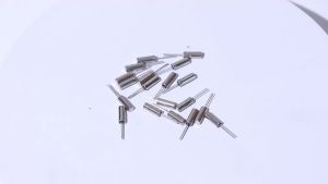 20Pcs 3mm×8mm Fork Watch Crystal 32768HZ 32.768KHz 12.5PF High Precision Tuning