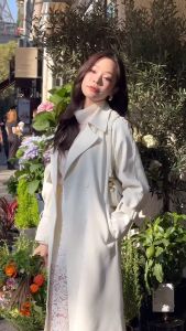 Coatsweater - Melon trenchcoat เทรนโค้ช รุ่นเมล่อน สีขาว ผ้าดีมากค่ะ