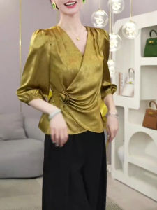 Elegant V-neck Slim Fit Top with 3D Floral Design for Women Short Sleeve Korean Style Commute Fashion Summer New Arrival