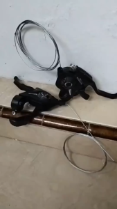 Sepasang Shifter ST-EF51 Minion BR286 MTB Gunung Sepeda Gigi Speed Lipat 3x7 Operan Seli