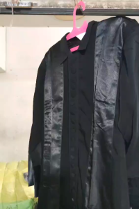 toga pengacara toga advokat bahan super jet black exsclusive full puring/lapisan dalam(free dasi)