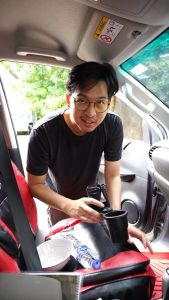 ที่รองแก้ว Dudukan Botol Minum Slip-Proof 360 องศาหมุนถ้วยน้ำมัลติฟังก์ชั่น กระบอกสองช่อง แข็งแรง ทนทาน