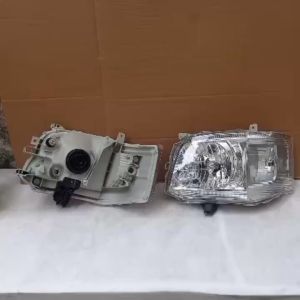 Đèn pha Toyota Hiace 2005 - 2010