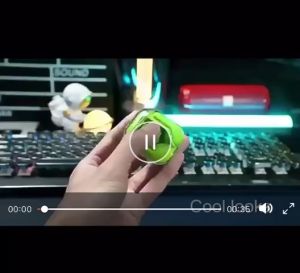 HEADSET WIRELESS MAKARON LED DIGITAL DISPLAY - HEADPHONE IN EAR