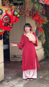 Set áo dài cách tân mặc Tết set áo dài cách điệu cổ yếm phối tay thắt nơ Tuyết Nhung mix quần dài