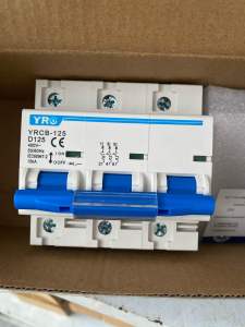 Cb 3 pha 100A 125A bảo vệ quá tải