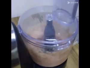 เครื่องบดอาหาร เครื่องบดสับ เครื่องบดเนื้อ เครื่องบดผัก เครื่องบดกระเทียมไฟฟ้า ความจุ 1.8 ลิตร ความเร็วในการหมุน 16000 รอบ