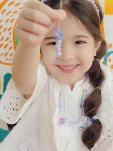 ชุดร้อยลูกปัด DIY ลูกปัดร้อยสร้อย 24 ช่อง พร้อมอุปกรณ์ครบชุดและกล่องจัดเก็บ ลูกปัดทําเครื่องประดับ