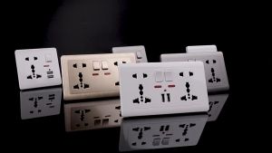 Universal socket wall mounted with USB 2.1A Outlet socket for wall with switch 146 Type double 5 Hole grey PC panel 13A