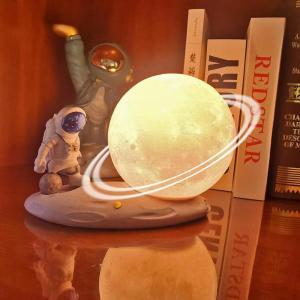 New Creative Astronaut LED Lunar Nightlight Birthday Gift Creative Starlight Gift for Friends Male Decorative Atmosphere Light Suitable for Bedroom Bedside Decoration