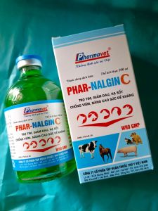 Phar- Nalgin C (Analgin C) giảm đau hạ sốt tăng cường sức đề kháng cho gia súc và gia cầm. Chai 100ml.