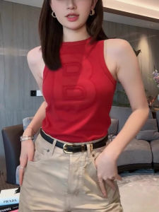 เสื้อกั๊กสีแดง แขนกุด สำหรับผู้หญิง ฤดูร้อน 2025 เสื้อชั้นในสุดเซ็กซี่ แขนกุด ทรงสลิมฟิต สำหรับใส่ทำงาน ฤดูร้อน 2024