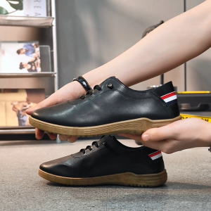 Enpor Sepatu Sneakers Pria Fashion Formal Sepatu Cowok Outdoor Santai MC491