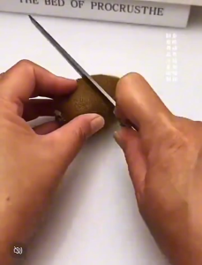 Imported manganese steel sharp knife scraper portable with knife fruit knife