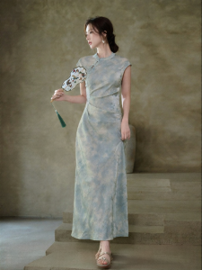 JK＆JS | Embroidered Waist Cinching Stand Collar Cheongsam Dress