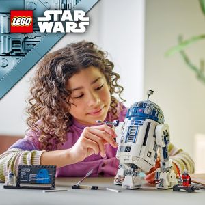 LEGO Star Wars 75379 R2-D2 (1050 Potongan) Mainan untuk Usia 10 Tahun+