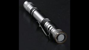 Đèn pin y khoa siêu mini bỏ túi soi họng soi tai soi mũi soi mắt dùng đi dã ngoại du lịch