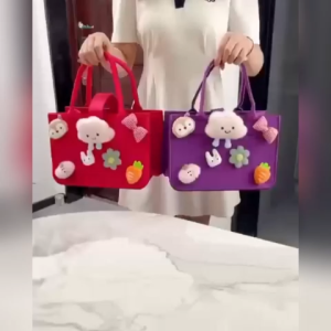 TWOL SHOP Stock no.151，1pcs Cute Felt Cartoon Tote Bag -Mommy Gift Bag for Hundred Day Banquet & Shopping